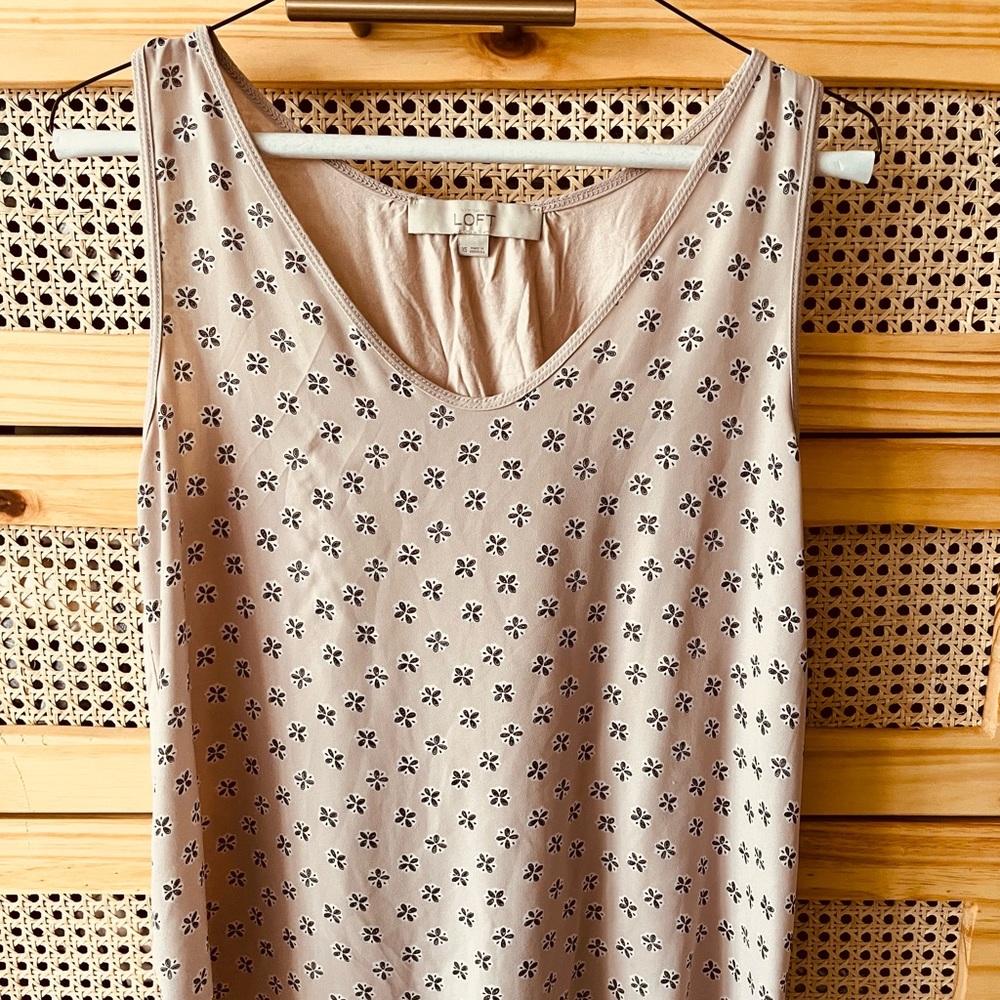pink tank